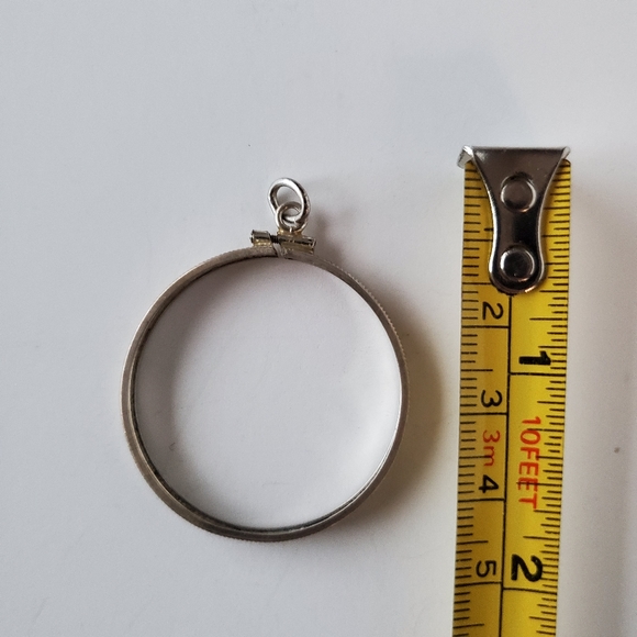 Silver Coin bezel - Picture 3 of 4